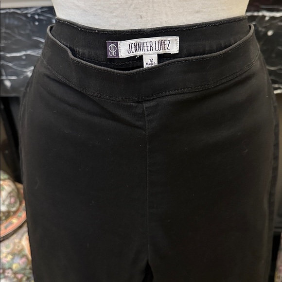“Jennifer Lopez” Black Straight Leg Stretch Denim Jeans - Picture 2 of 5